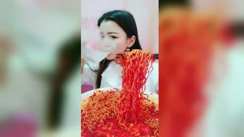 娱乐吃瓜菌的视频怎么拍